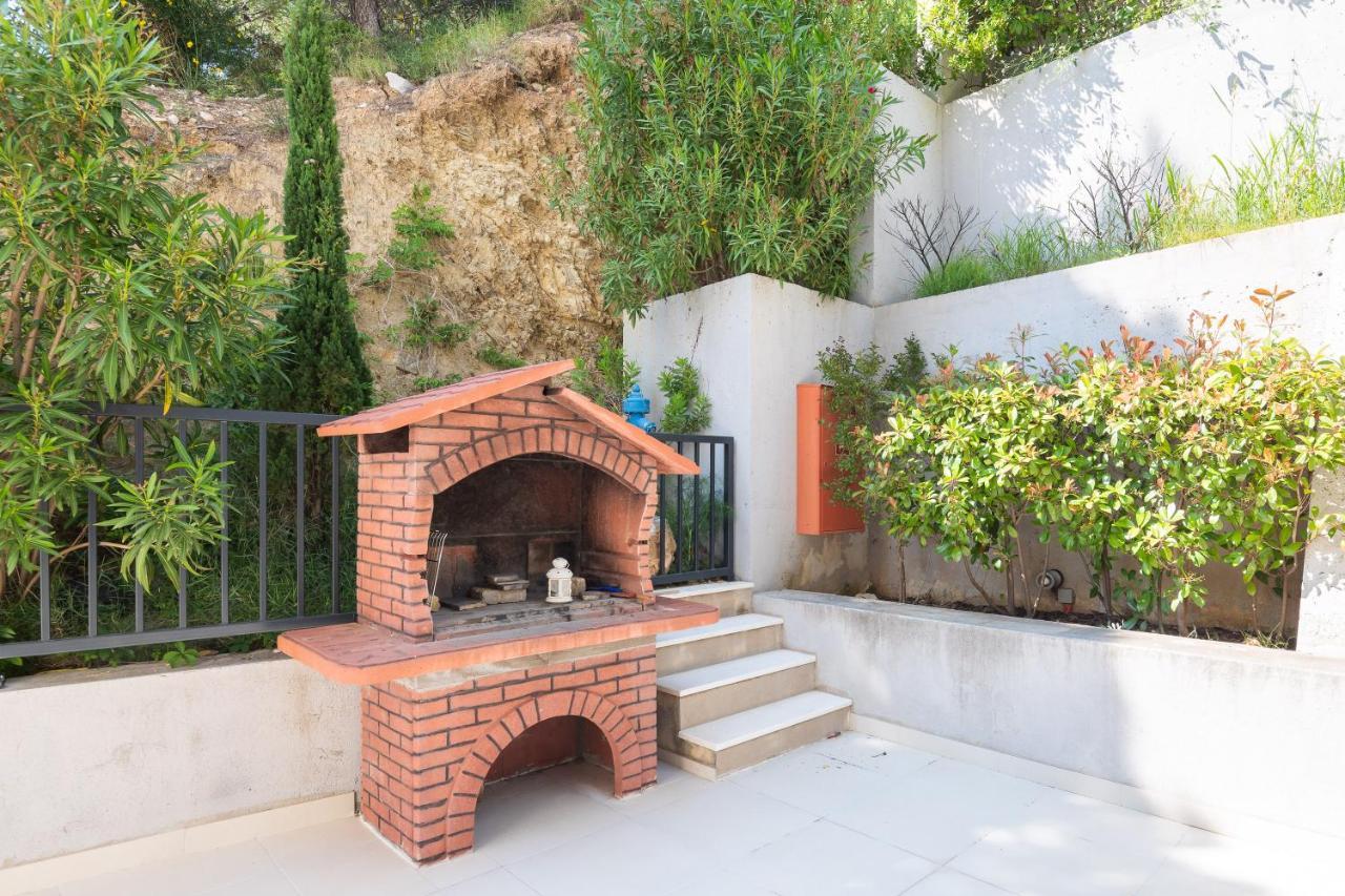 Villa Jolara With Heated Pool Mimice Exterior foto